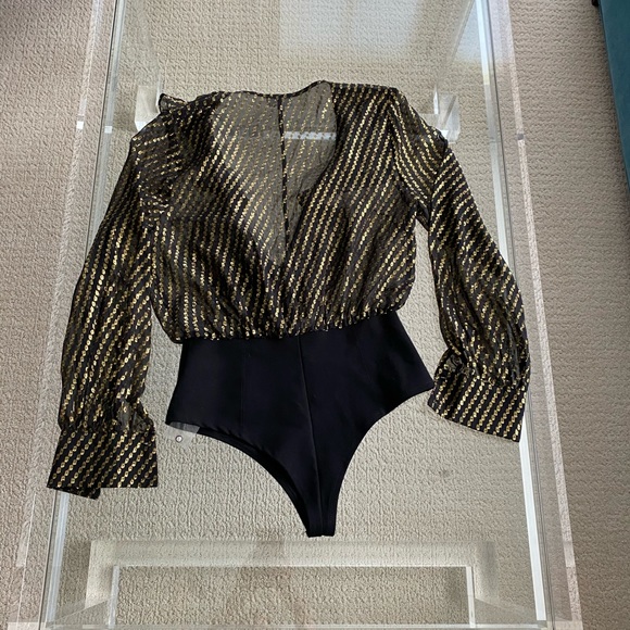 NWOT LPA GOLD AND BLACK BODYSUIT - Picture 5 of 5